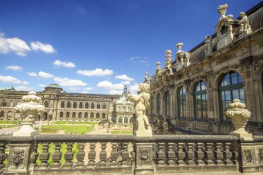 Dresden, Saxrony, Almanya-Mayıs 2017: Dres ünlü Zwinger palace