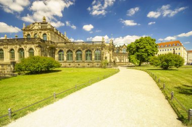 Dresden, Saxrony, Almanya-Mayıs 2017: Dres ünlü Zwinger palace