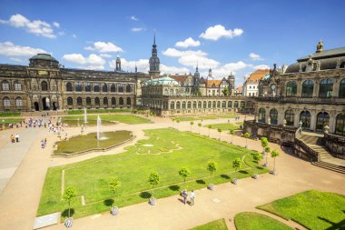 Dresden, Saxrony, Almanya-Mayıs 2017: Dres ünlü Zwinger palace