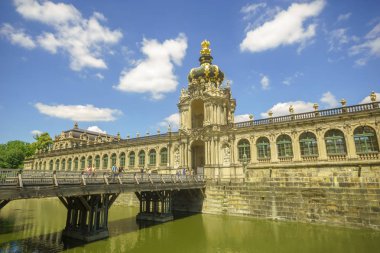 Dresden, Saxrony, Almanya-Mayıs 2017: Dres ünlü Zwinger palace