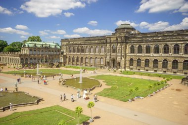 Dresden, Saxrony, Almanya-Mayıs 2017: Dres ünlü Zwinger palace