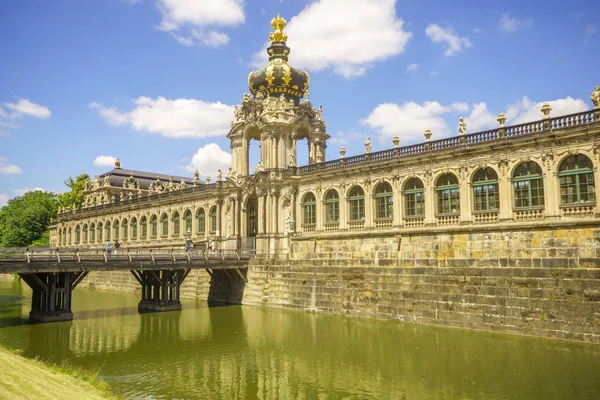 Dresden, Saxrony, Germany-May 2017:Famous Zwinger palace in Dres — Stock Photo, Image