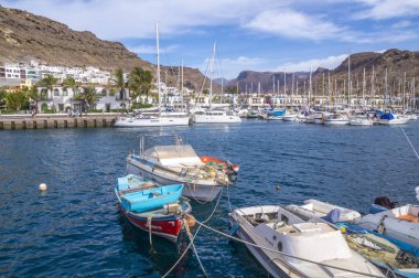 Gran Canaria, Puerto de Mogan, İspanya-Kasım 2017:port ve Puerto de Mogan Marinada