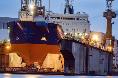 Szczecin Polonya bahçede onarım