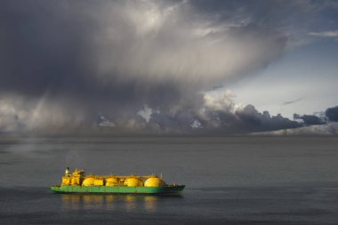 Okyanusta Lng tankeri