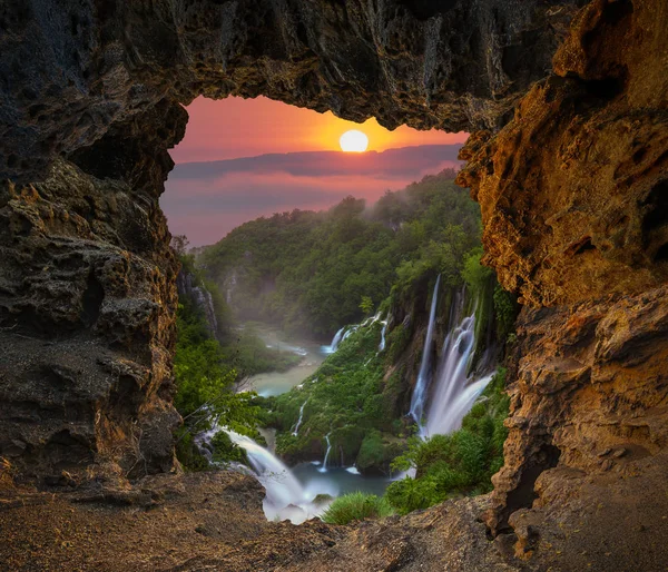 stock image Waterfall in the Plitvice Lakes National Park seen from a natura