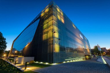 Varşova, Nisan 2018: Bina Polin Lehçe Yahudi Müzesi 