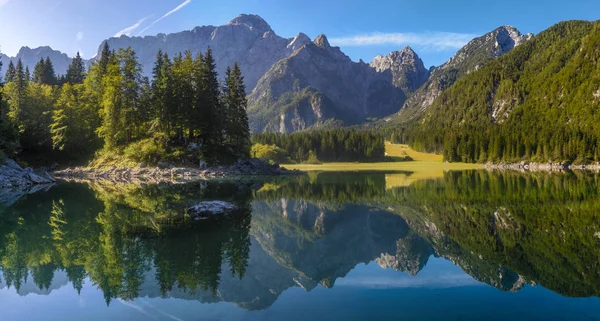 Horské Jezero Horách — Stock fotografie