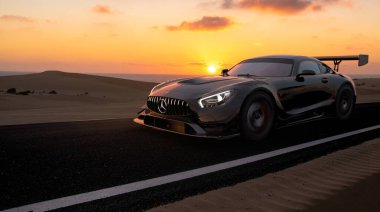 Pistteki spor, lüks Mercedes AMG-GT-R