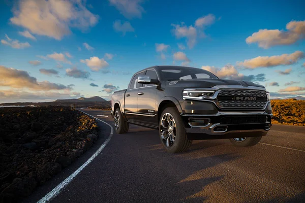 Dodge Ram 1500 Lanzarote — Fotografia de Stock