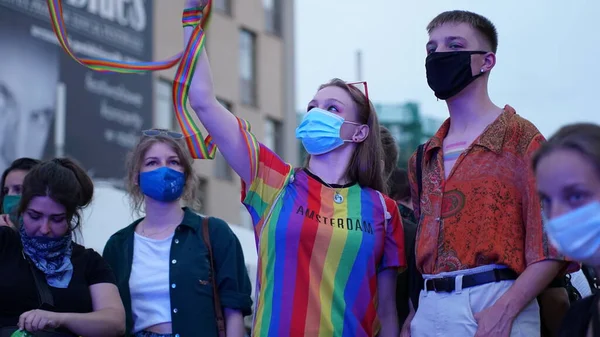 Katowice Polen August 2020 Lgbt Gleichstellungsmarsch Junge Menschen Regenbogenkleidung Kämpfen — Stockfoto