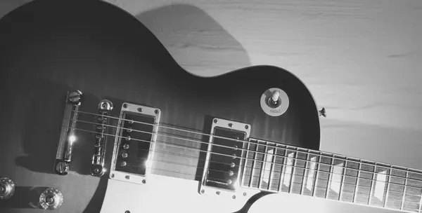 Elektrisk Gitar Svart Hvit – stockfoto