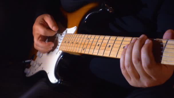 Musicista Suonare Chitarra Studio — Video Stock