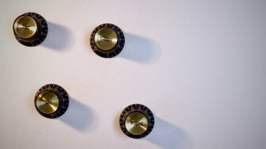 Gitar topuzları. renk arkaplanı   