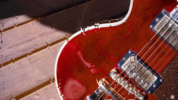 Guitarra Elétrica Placa Madeira Atrás Vidro Com Gotas Água — Fotografia de Stock