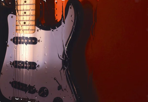 Gitarr Bakom Glaset Med Vattendroppar — Stockfoto