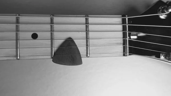 Gitara Elektryczna Czarno Białym Przestrzeń Kopiowania — Zdjęcie stockowe