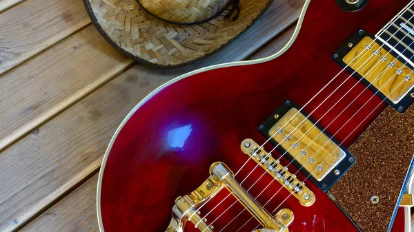 Guitarra Eléctrica Las Tablas Madera Primer Plano Espacio Copia — Foto de Stock