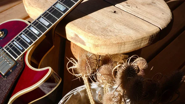 Guitarra Elétrica Nas Tábuas Madeira Fechar Espaço Cópia — Fotografia de Stock