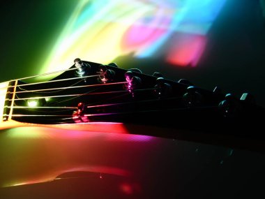 Geyik ışığının altında elektro gitar kapanışı 