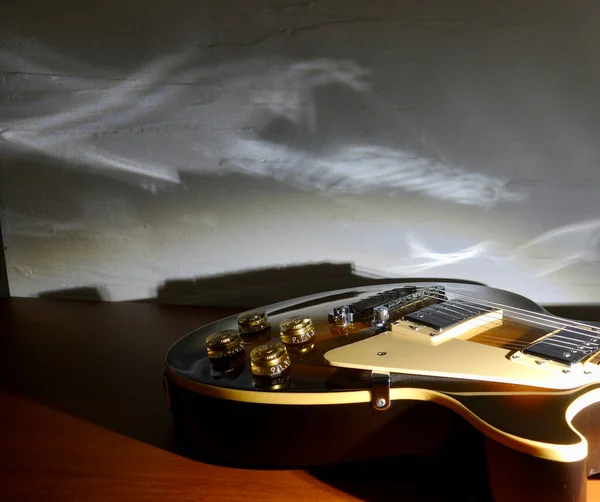 Vintage Guitarra Elétrica Closeup — Fotografia de Stock