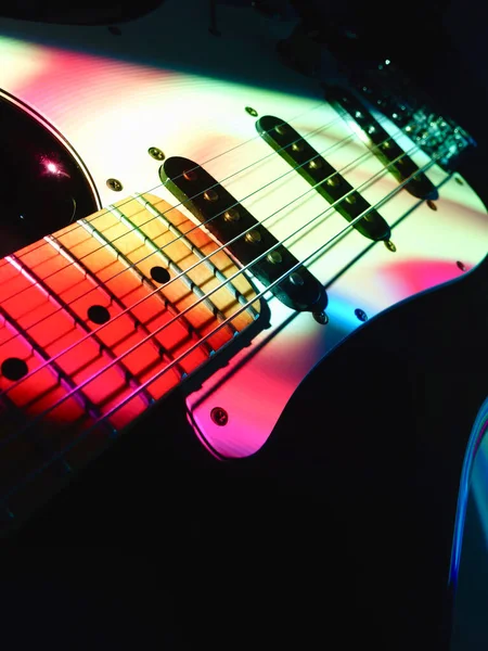 Primer Plano Guitarra Eléctrica Luz Del Escenario —  Fotos de Stock