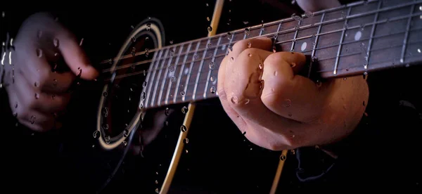 Musician Plays Guitar Studio Microphone Glass Water Drops — Stock Photo, Image