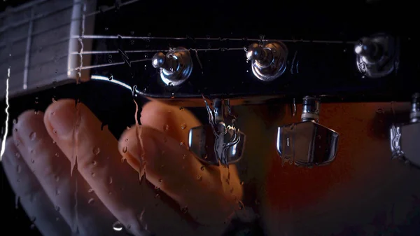 Musician Plays Guitar Studio Microphone Glass Water Drops — Stock Photo, Image