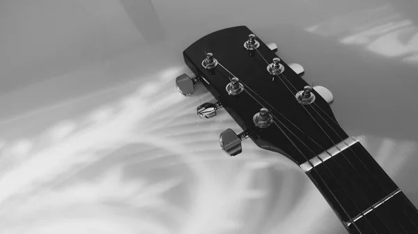 Guitar Closeup Stage Light Black White — Stock Photo, Image
