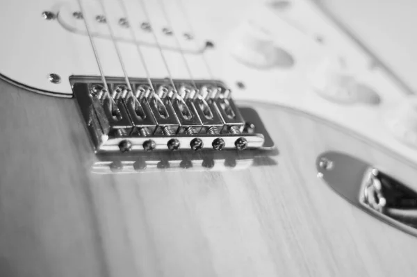 Closeup Guitarra Elétrica Preto Branco — Fotografia de Stock