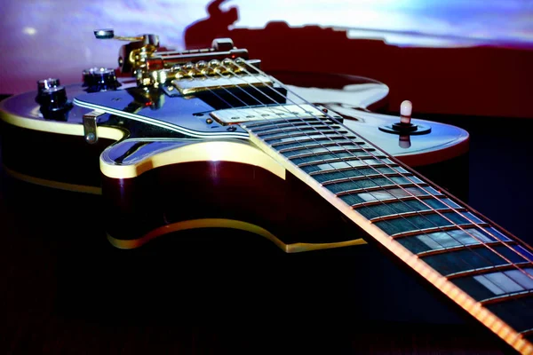 Guitarra Elétrica Vintage Luz Palco Espaço Cópia — Fotografia de Stock
