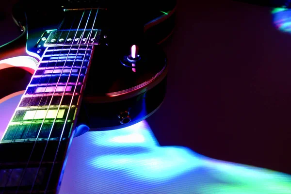 Guitarra Elétrica Luz Palco Espaço Cópia — Fotografia de Stock