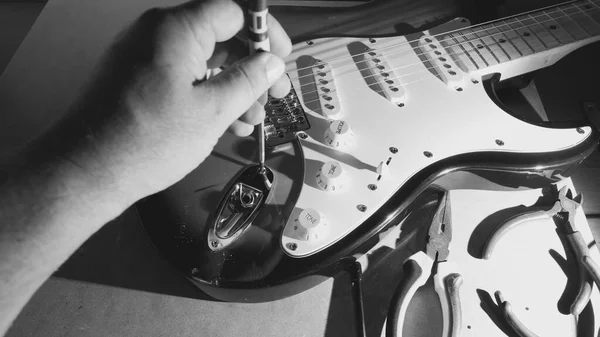 Repair Guitar Closeup Black White — Stock Photo, Image