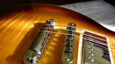 Elektro gitar kapanışı. Boşluğu kopyala