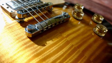 Elektro gitar kapanışı. Boşluğu kopyala