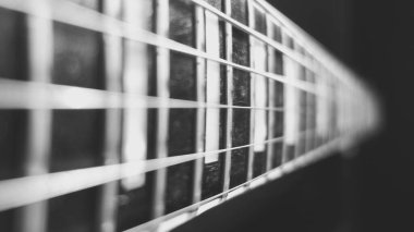 Klasik elektro gitar kapanışı. siyah ve beyaz