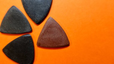 Gitar fotoğrafı. renk arkaplanı. Boşluğu kopyala