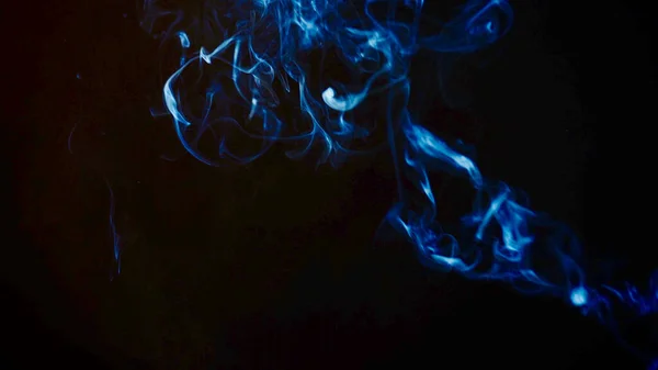 Rauch Den Lichtstrahlen Zeichnet Schöne Bilder — Stockfoto