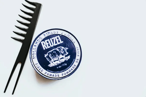 REUZEL hair styling man, fiber pomade — Stock Photo, Image