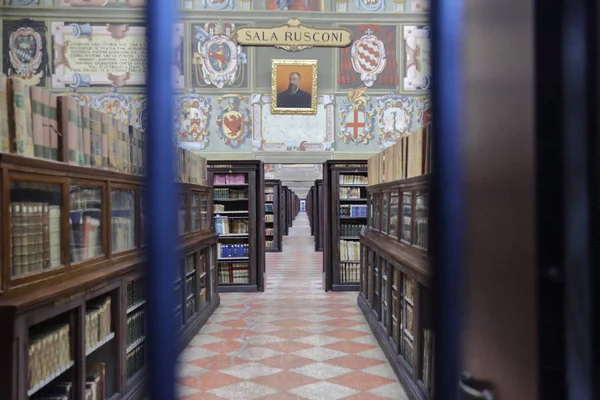 Bologna, İtalya - 20 Mayıs 2018: Archiginnasio Palazzo. İlk kalıcı Sarayı eski Üniversitesi. 1563 inşa