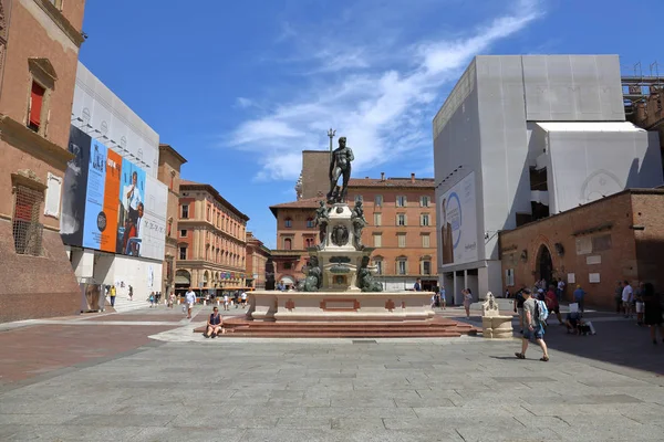 Bologna, İtalya - 19 Temmuz 2018: Ünlü Neptün Çeşmesi. Erken dönem çalışmaları hakkında 1567 tamamlandı heykeltıraş Giambologna, tarafından