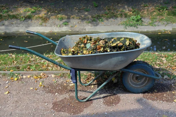 Carrello Ferro Sporco Movimentazione Manuale Materiali Costruzione Giardino Giardino — Foto Stock