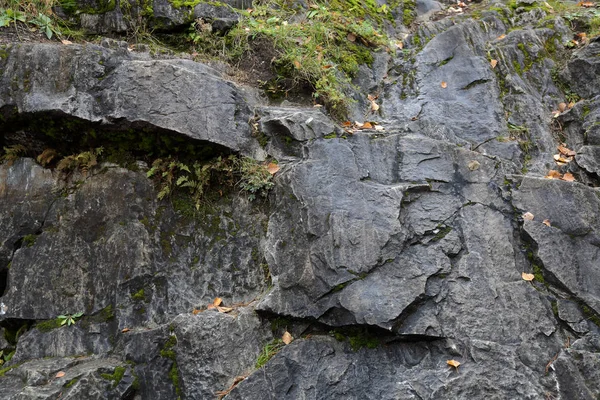 天然粗石料的原始纹理表面 — 图库照片