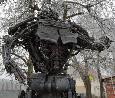 Gvardeisk, Kaliningrad bölgesi, Rusya Federasyonu - 28 Kasım 2018: Oto yedek parça sanat yüklemeden. Yazar - Alexander Braga