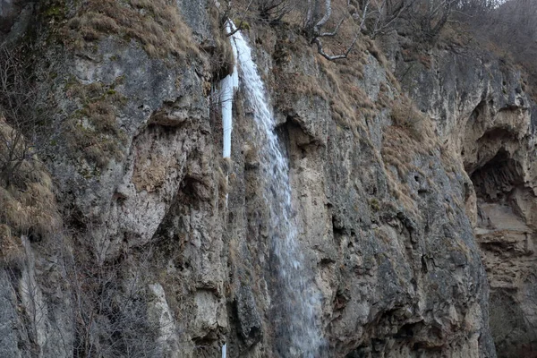 Malerische Honigwasserfälle Einem Schneelosen Winter Karachay Cherkessia Russland — Stockfoto