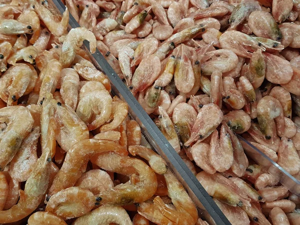 Tumpukan udang segar — Stok Foto