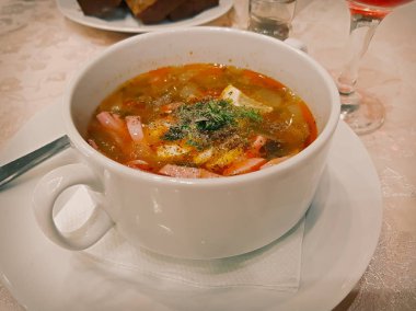 jambon ile sebze çorbası