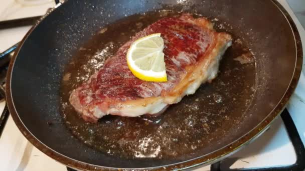 Fatty Juicy South American Premium Beef Steak Fried Oil Frying — Stock Video