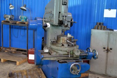 Eski metal işleme makine