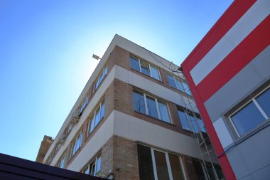 Endüstriyel bina dışında